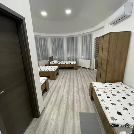 فندق Alom Vendeghaz دوناويفاروش المظهر الخارجي الصورة